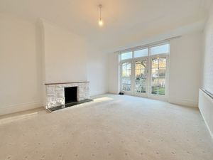 Photo 14- click for photo gallery